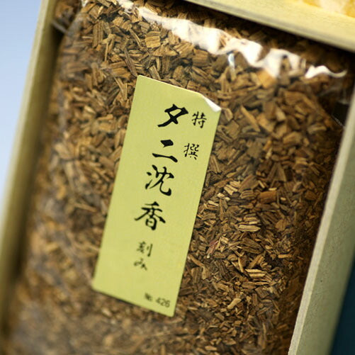 香木 特撰 タニ沈香 刻み 15g 化粧箱(布貼)入 お香 0426 玉初堂