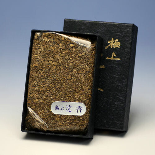 작은 상자에 잘게 다진 한천 25g, 향 720 baieido