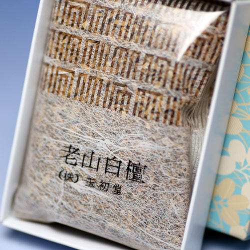 御焼香 老山 白檀 30g 紙箱入 焼香 0755 玉初堂
