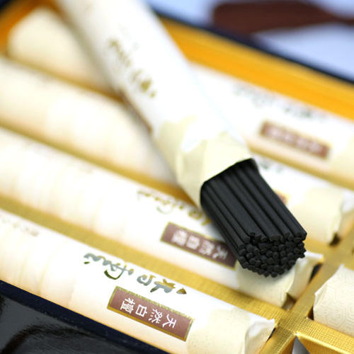 Incense Cloud, paulownia lacquer box, short size 8 pieces, incense sticks, gift, 5004, Koujudo, incense sticks