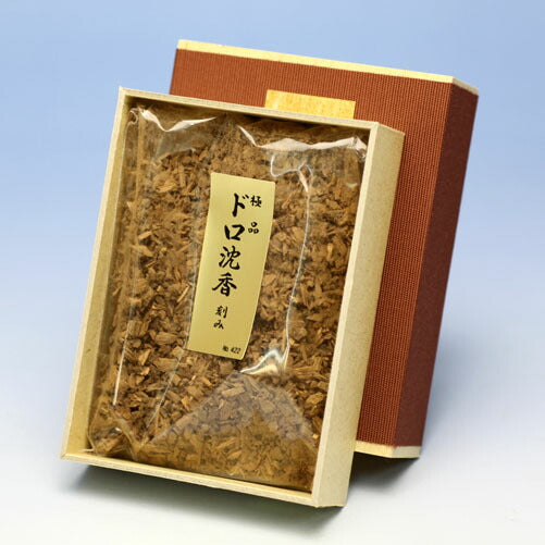 香木 極品 ドロ沈香 刻み 15g 化粧箱（布貼）入 お香 0422 玉初堂