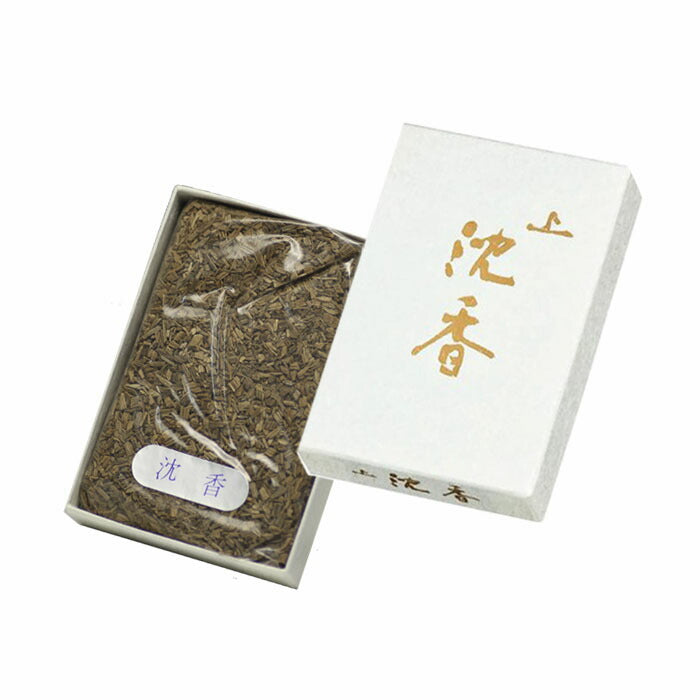 작은 상자에 Agarwood 25g을 자르십시오. 향 721 baieido